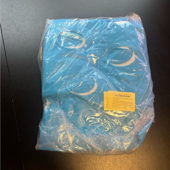 Pool float with canopy and cup holders - Picture 5 of 5